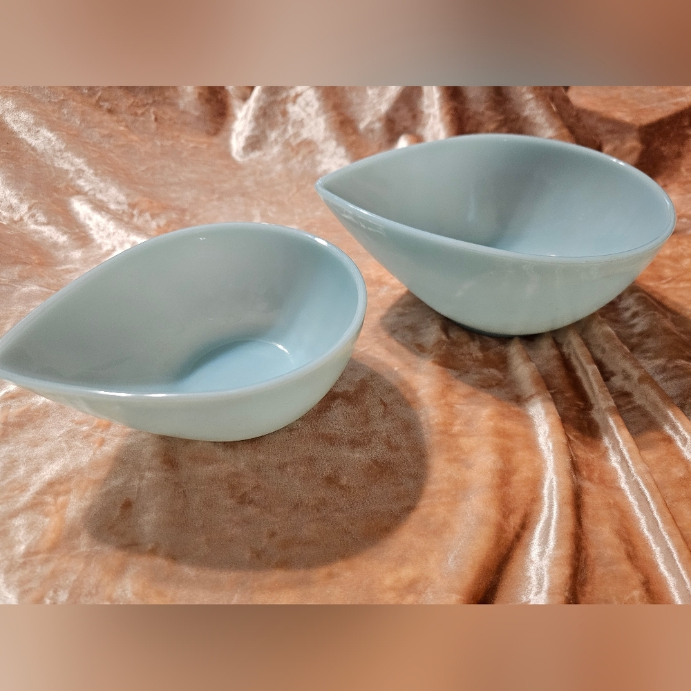 Vintage Fire King Delphite Blue Swedish Modern Tear Drop Mixing Bowls